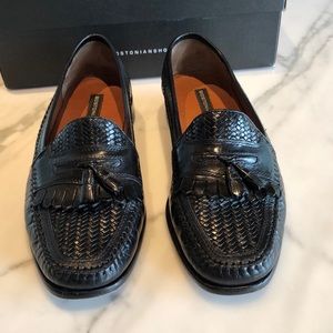 Beautiful loafer!  Black weave with tassels.  New markdown!
